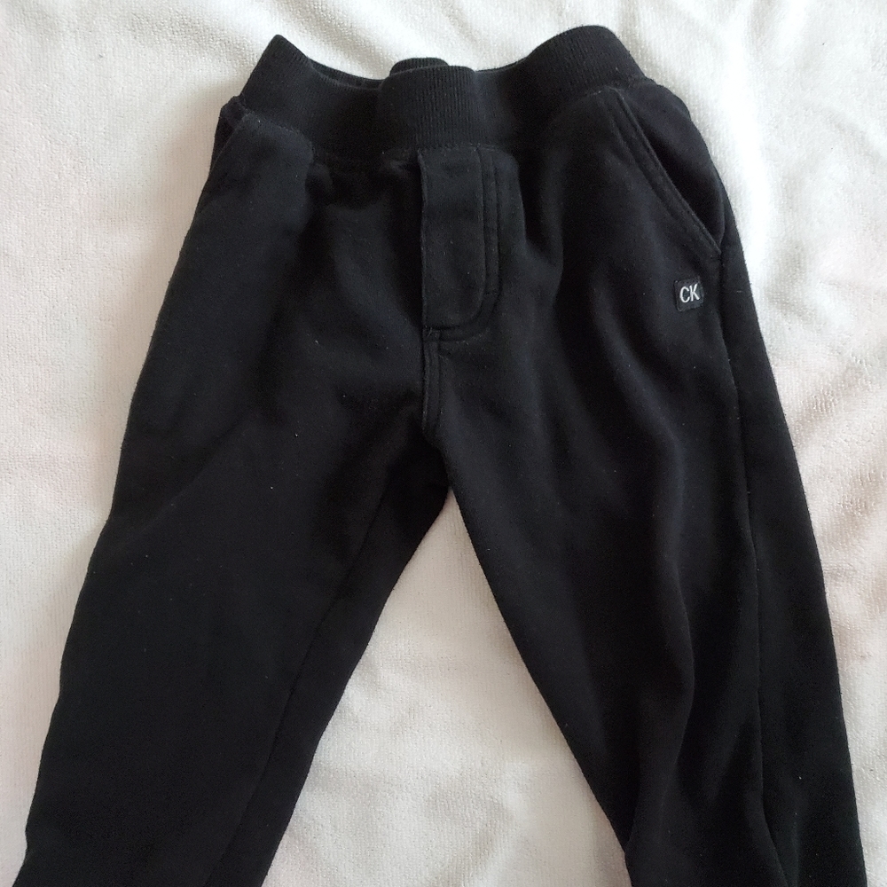 Calvin klein Jeans for boy for 3 years!! - Picture 3 of 3